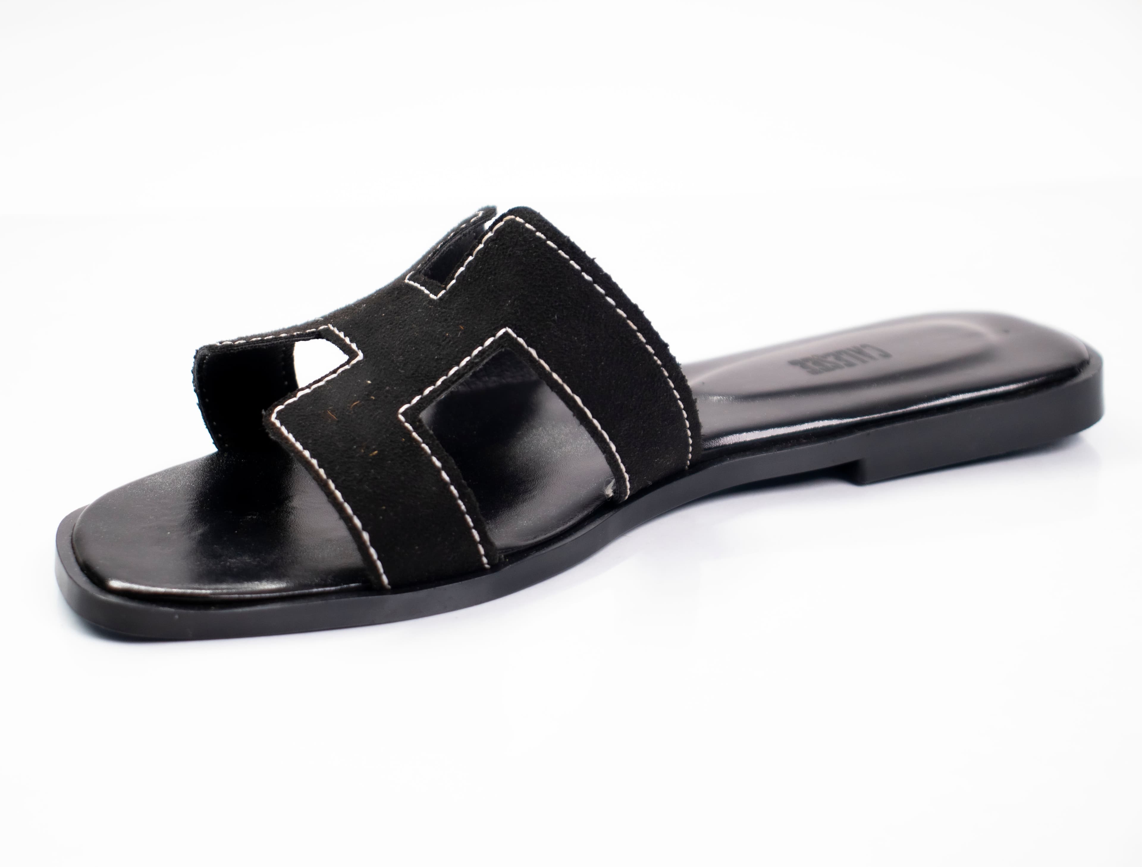 Hera Black Classic Flats